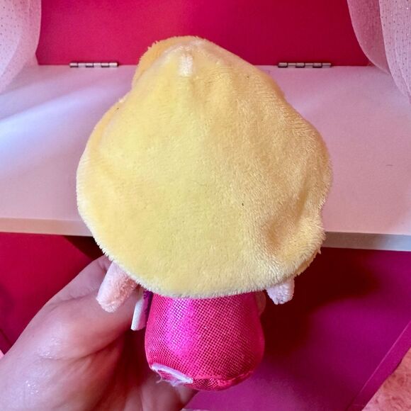 Hallmark itty bittys Barbie and Princesses Plush Bundle - Picture 3 of 4